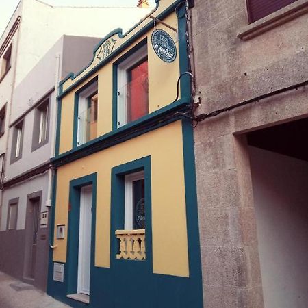 Albergue O Peirao ア・グアルダ エクステリア 写真